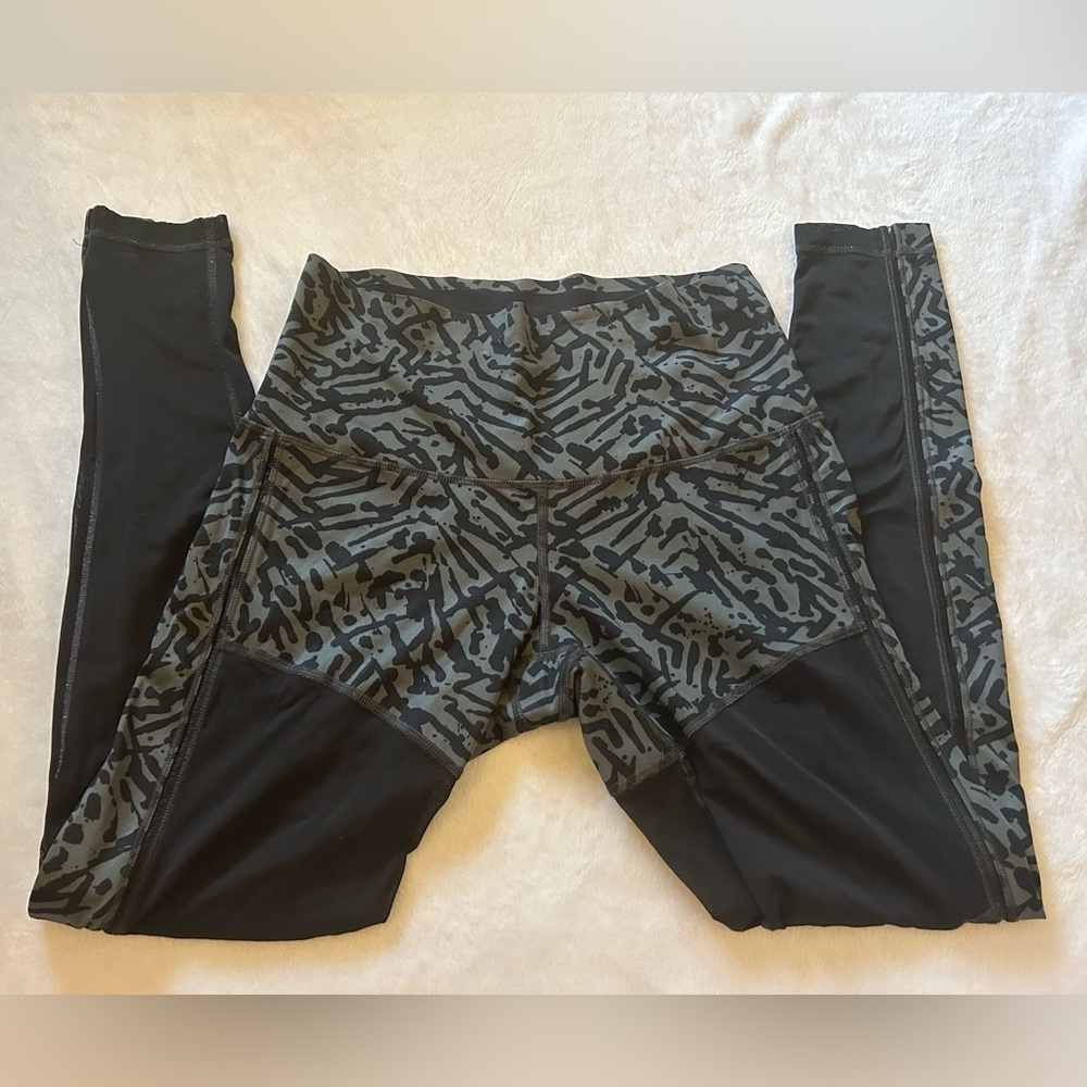 Lululemon sheer leggings​